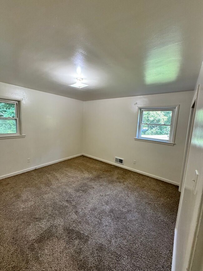 Building Photo - Close to uptown Shelby, NC (Still to compl...