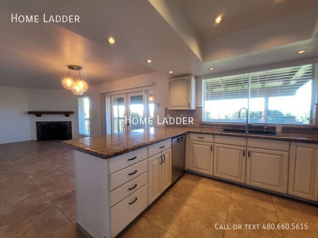 Building Photo - 16336 E Bainbridge Ave