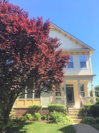 Building Photo - Single Family Home in Established Urbana H...