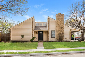 Building Photo - 4-Bedroom Home in Little Elm, TX