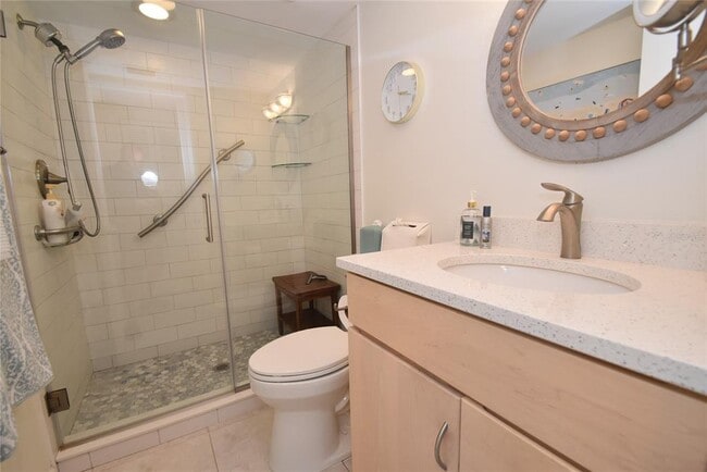 Building Photo - 1510 Pelican Point Dr