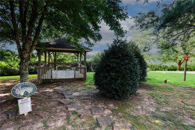 Building Photo - 7116 Blairs View Dr