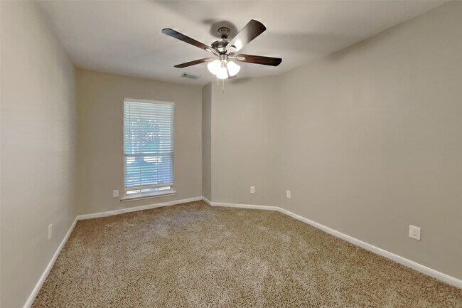 Building Photo - 1266 Deerbrook Dr