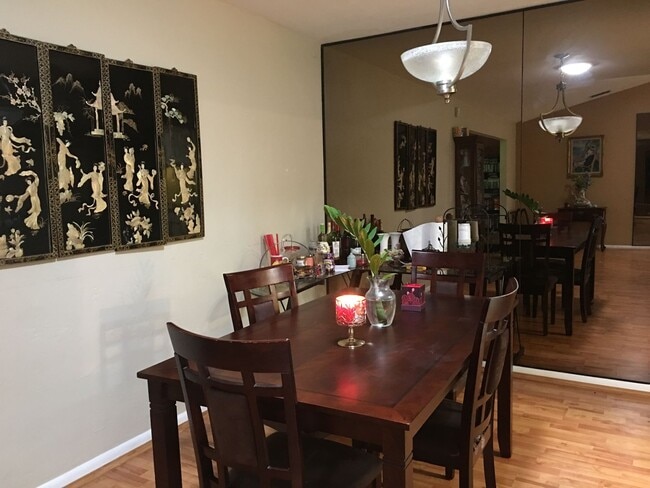 Building Photo - Turkey Creek Condo- Three Bedroom, Two Bath 1840 sf