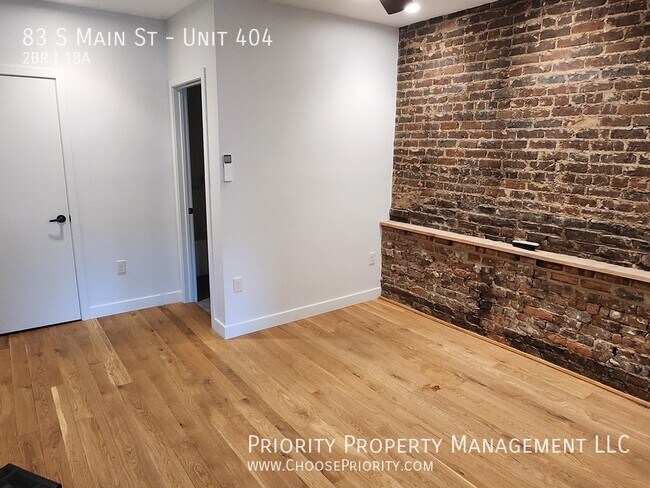 Building Photo - 1BR Penthouse Apartment, Downtown Harrison...