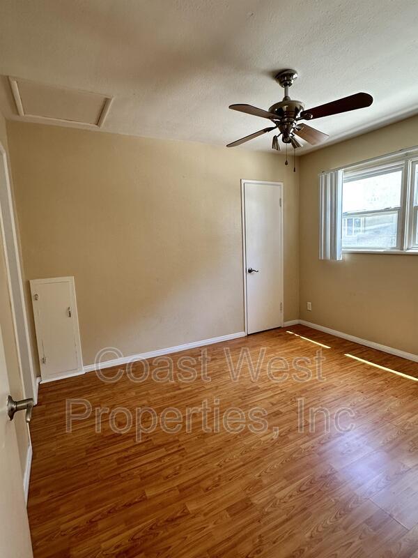 Building Photo - 1572 Reed Ave