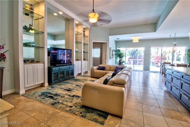 Building Photo - 7931 Valentina Ct