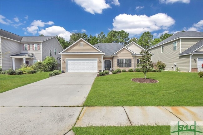 Building Photo - 136 Waverly Way