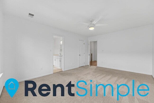 Building Photo - 13136 Ashnut Ln