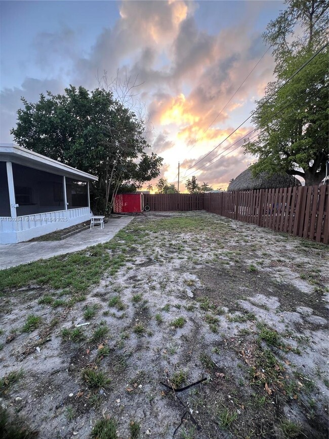 Building Photo - 11431 NW 35th St