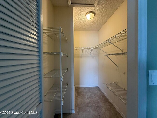 Building Photo - 3506 Egret Dr