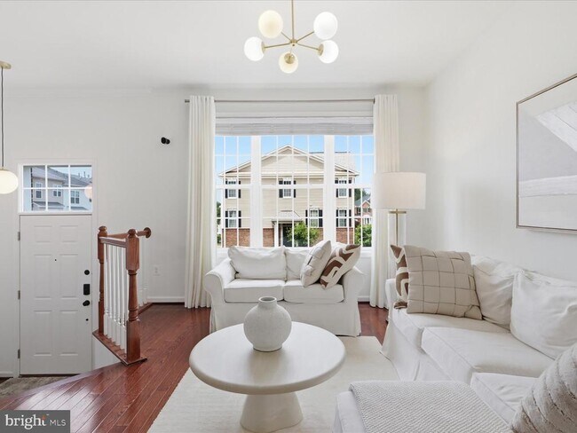 Building Photo - 25114 Harpenden Terrace