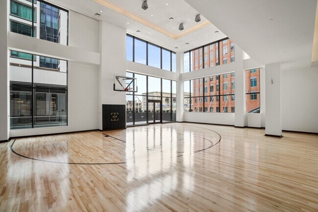 Building Photo - 133 Seaport Blvd