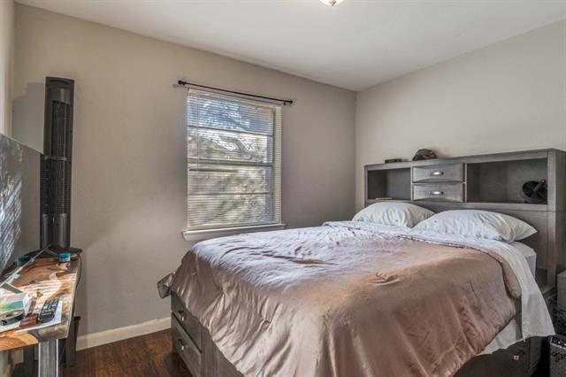 Building Photo - 2817 Cumberland Dr