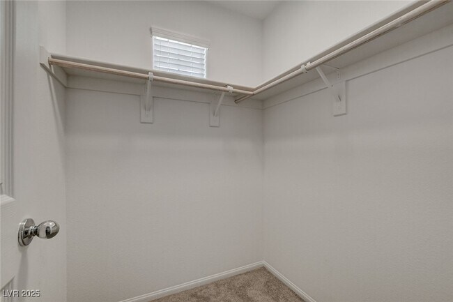 Building Photo - 1360 Cerulean Ave