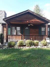 Building Photo - 60 Maple Tree Dr