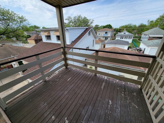 Building Photo - 2306 N 75th Ave