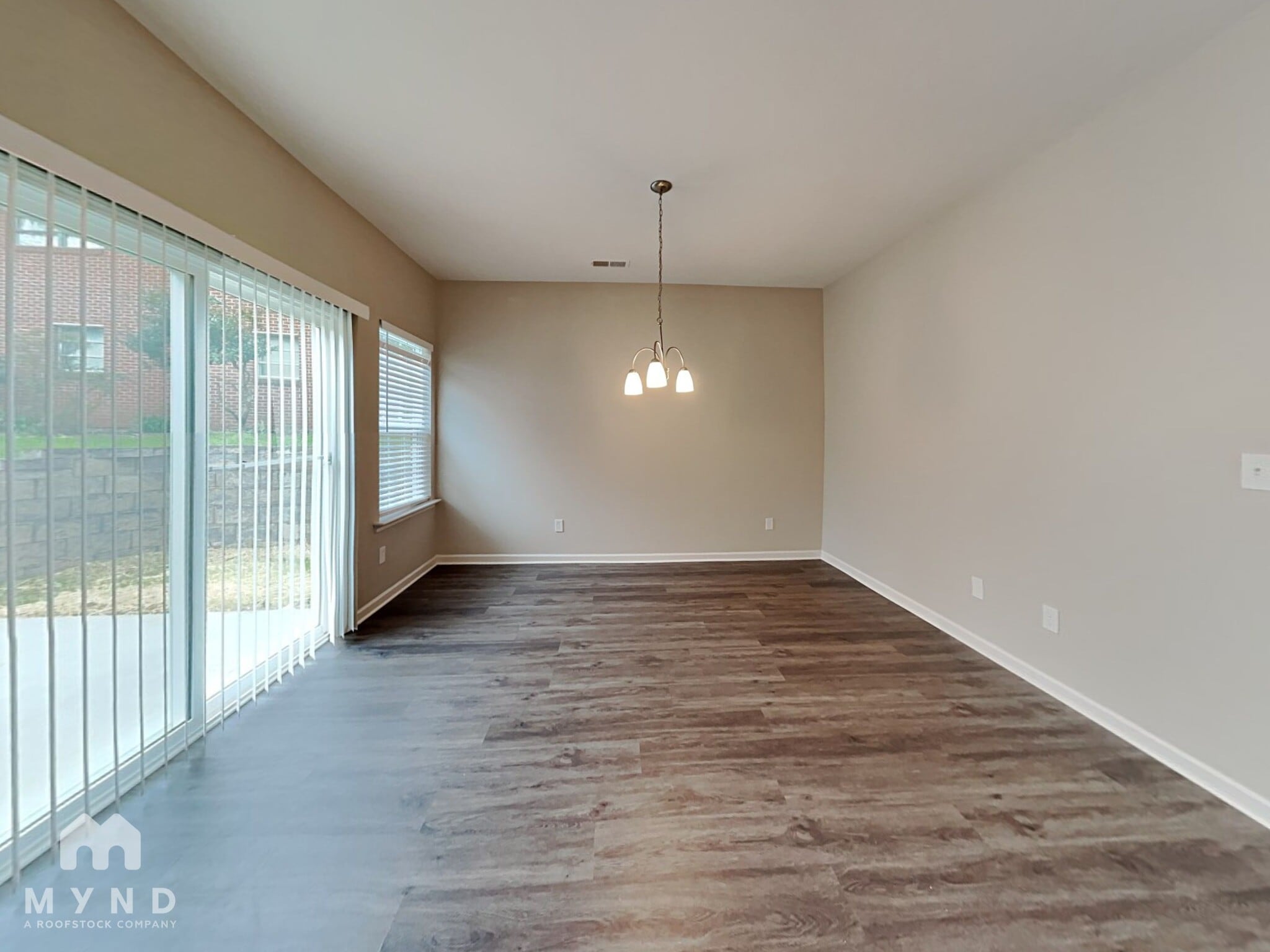Building Photo - 1513 Allenbrook Dr