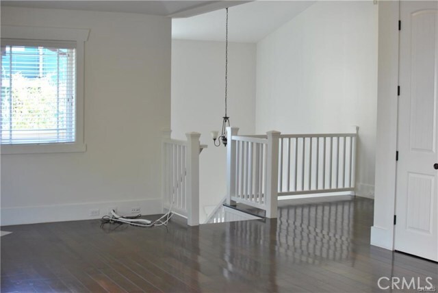 Building Photo - 804 N Irena Ave