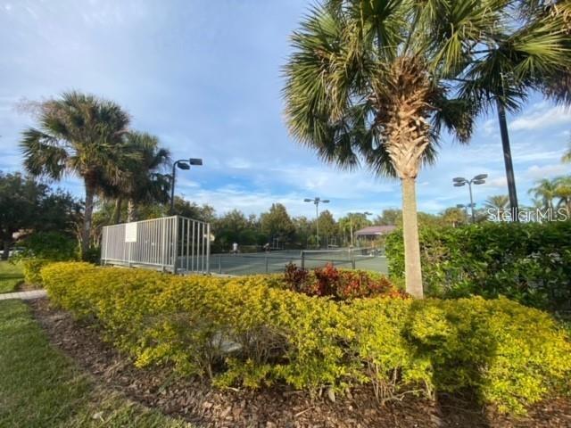 Building Photo - 8561 Insular Ln