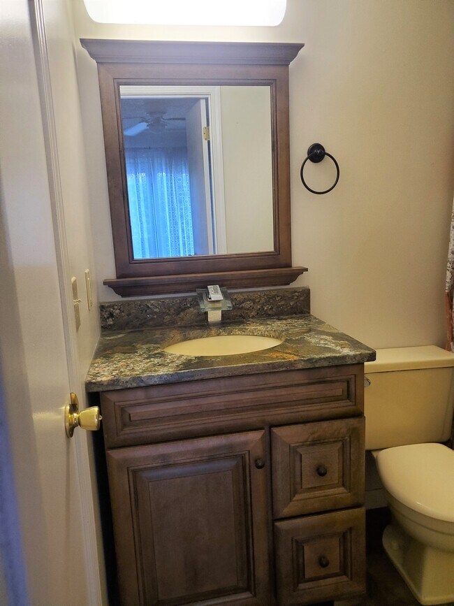 Building Photo - 4704 Great Oaks Dr