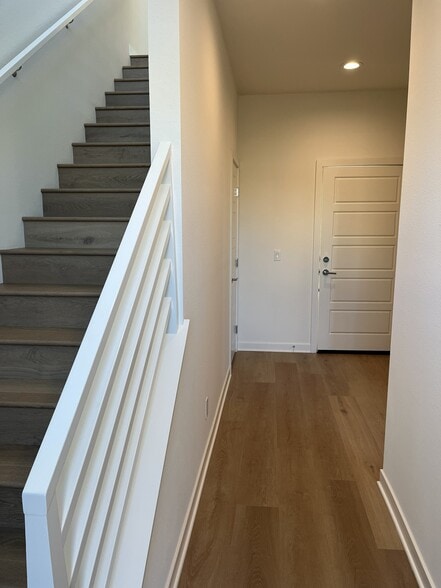 1st floor with private bedroom, bath and two large closets - 13914 Boyden Way