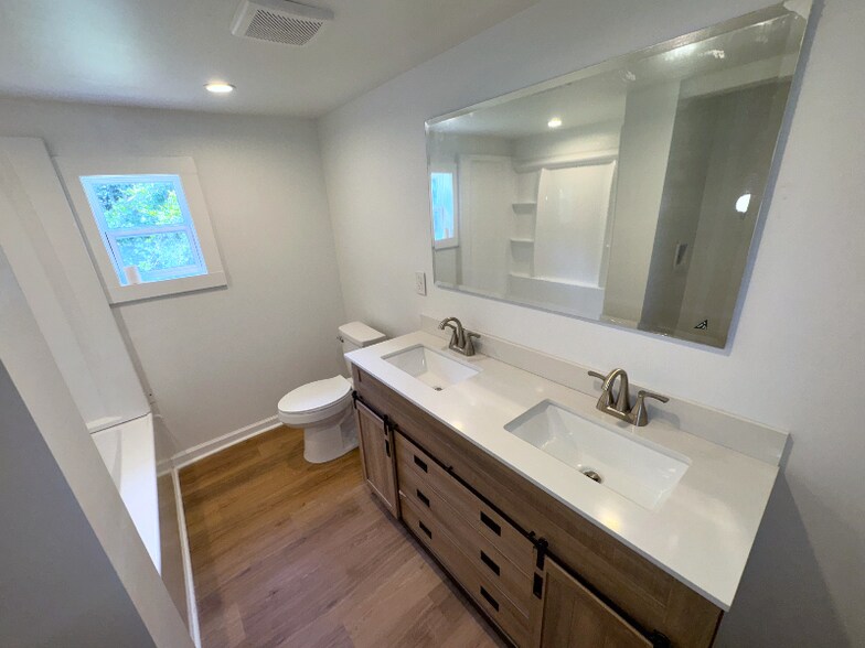 Building Photo - 4224 US-321