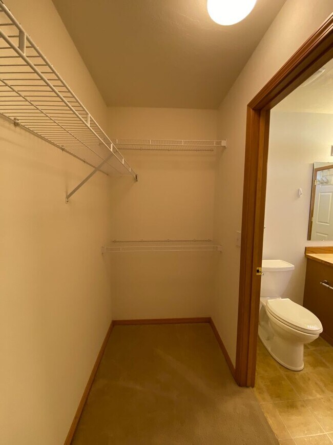 Building Photo - 8004 Chehalis Dr