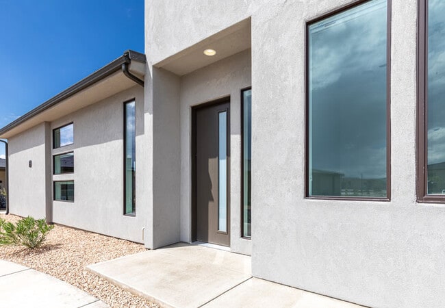 Building Photo - 2875 Church Oak Dr