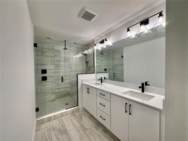 Building Photo - 12452 Koshiba Alley