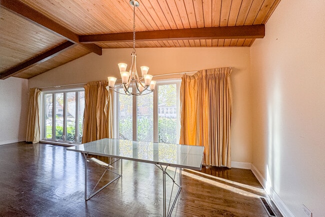 Building Photo - 9107 Samoset Trail