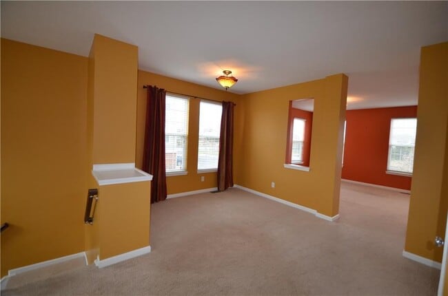 Building Photo - 13334 E Golden Gate Dr