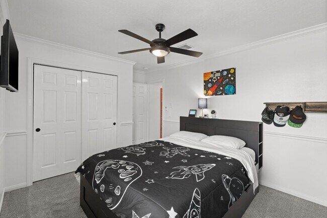 Building Photo - 14526 Chestnut Falls Dr