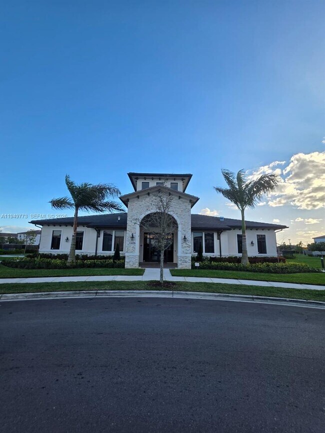 Building Photo - 23337 SW 128th Ave