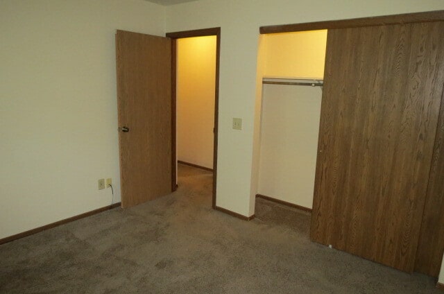 Building Photo - 2265 Hughey Dr