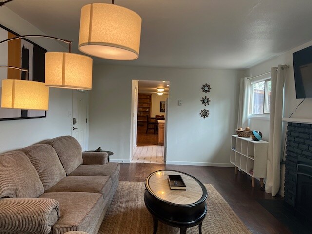 Building Photo - 3127 Harlow Rd