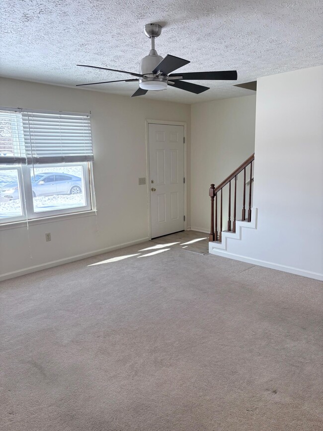 Building Photo - 181 Woodgate Rd