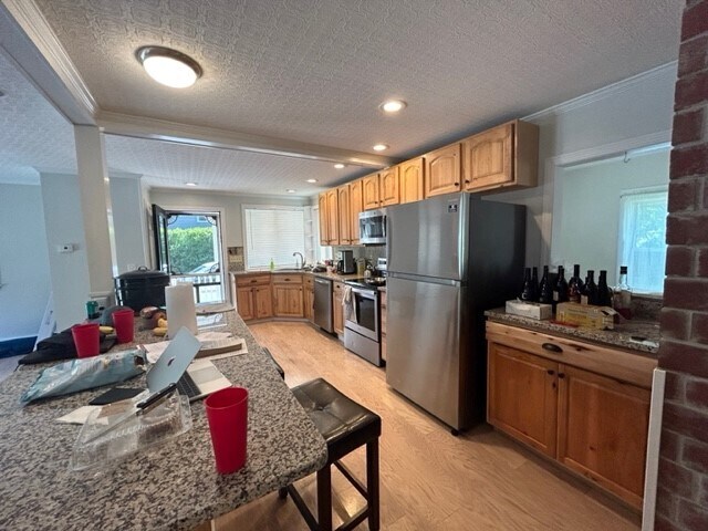 Kitchen - 37 Sixth St