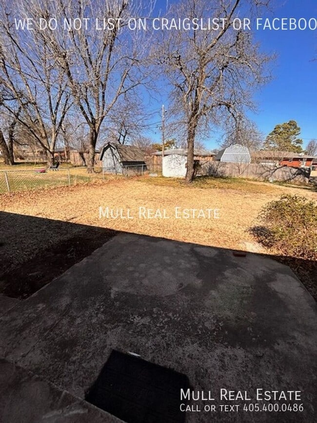 Building Photo - 9721 Lyric Ln