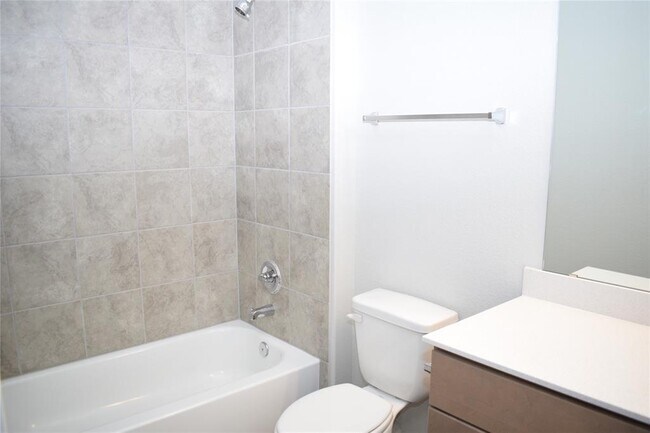 Building Photo - 11704 Domenico Cv