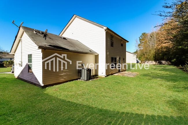 Building Photo - 6365 Topaz Trail