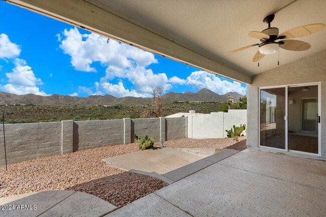 Building Photo - 15461 E Golden Eagle Blvd