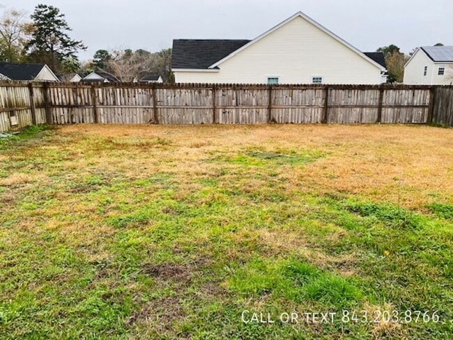 Building Photo - 414 Beverly Dr