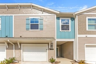 Building Photo - 13285 Shore Grass Dr