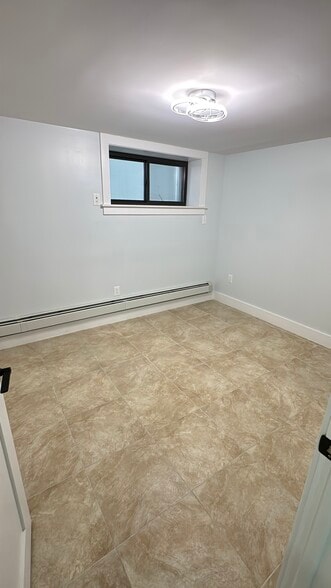 Bedrooms - 11945 Sutphin Blvd