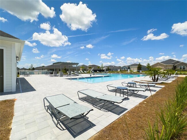 Building Photo - 9261 SW 58th Cir