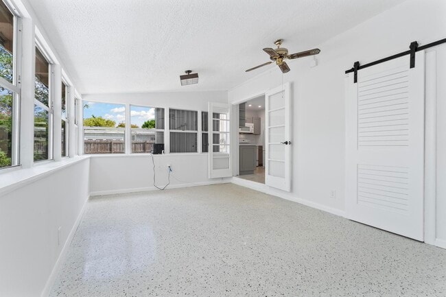 Building Photo - 331 Winters St