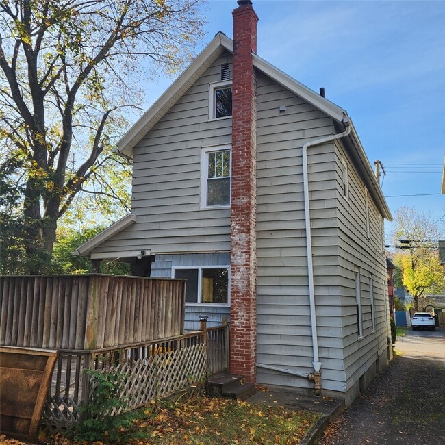 Building Photo - 40 Murray St