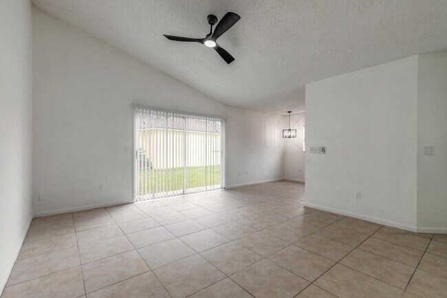 Building Photo - 91 Wellwood Ln