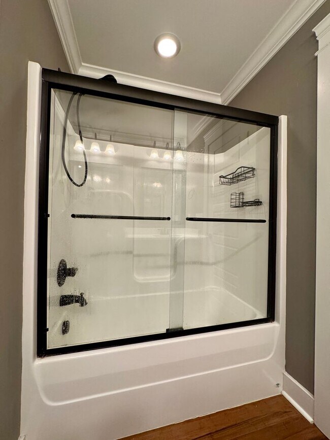 Building Photo - 6477 Olin Ln